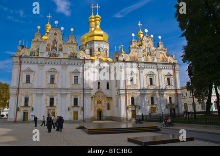 Extérieur de la cathédrale de la Dormition Kiev-petchersk (monastère de la grotte) Kiev Ukraine Europe Banque D'Images