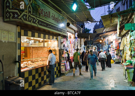 Souk dans la vieille ville de Damas, Syrie Banque D'Images