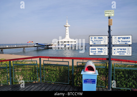 Israël, Eilat, l'observatoire sous-marin construit sur un récif de corail Banque D'Images