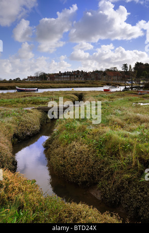 Saltmarsh Blakeney en regardant vers le quai - Norfolk, Angleterre Banque D'Images