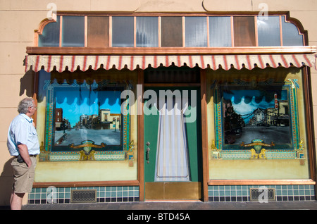 Photos de l'Egyptian Theatre et Boise's Main Street silkscreened sur verre, Boise, Idaho Banque D'Images