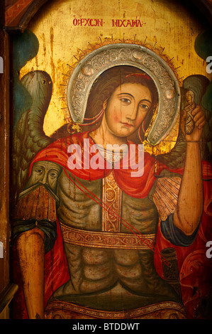 Intérieur de St Georges l'église orthodoxe grecque, Chora, Mykonos, Cyclades, Grèce. Banque D'Images