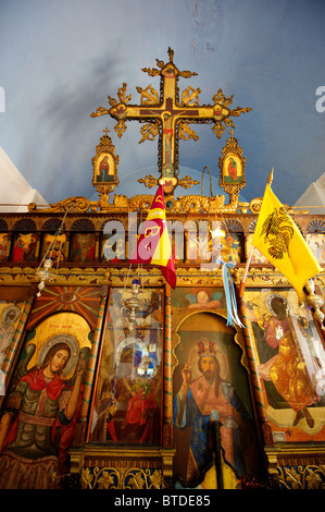 Intérieur de St Georges l'église orthodoxe grecque, Chora, Mykonos, Cyclades, Grèce. Banque D'Images