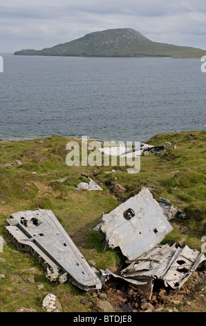 Catalina éparpillés sur l'épave d'un flanc de Vatersay, Hébrides, îles de l'ouest de l'Écosse. 6887 SCO Banque D'Images