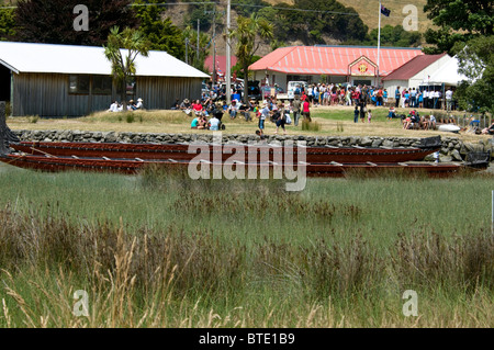 Okains Bay, Waitangi Day,Tribal Maori Maori Célébration,Musée Colonial, la péninsule de Banks, île du Sud, Nouvelle-Zélande Banque D'Images