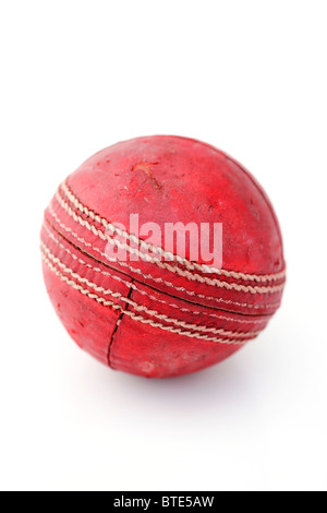 Une balle de cricket. Banque D'Images