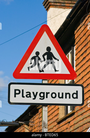 Aire de jeux UK Traffic Sign Banque D'Images