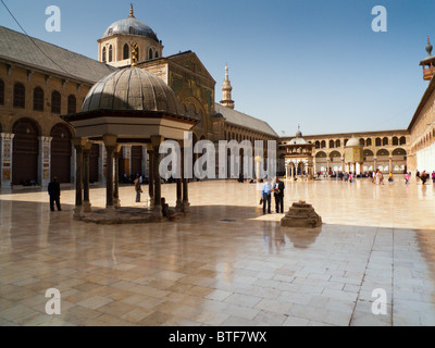 Mosquée Ummayad achevée en 715annonce également connu sous le nom de la Grande Mosquée de Damas, Damas Syrie le Moyen-Orient Banque D'Images