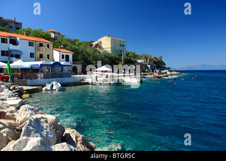 Port de Valun village sur l'île de Cres, Croatie Banque D'Images