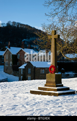 Hutton le Hole Village près de Kirkbymoorside, Yorkshire du Nord en hiver Banque D'Images