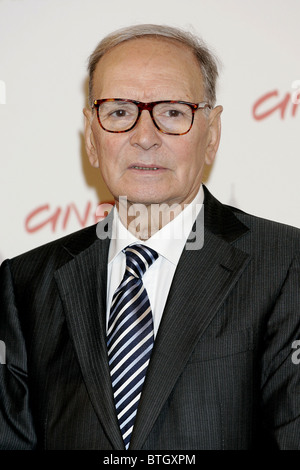 ENNIO MORRICONE UNE SÉANCE DE PHOTOS POUR LA PRÉSENTATION DU LIVRE « », Ennio Morricone Auditorium Parco della Musica ROME ITALI Banque D'Images