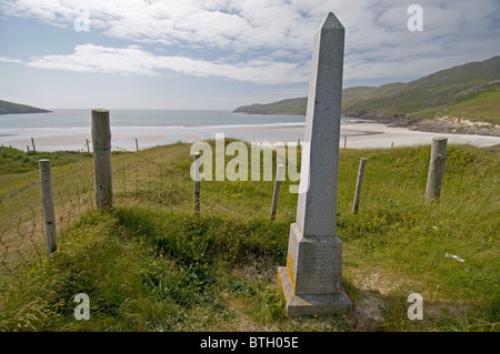 Annie Jane shipwreck Monument à Bagh Siar ou West Bay à l'île de Vatersay, Hébrides. 6573 SCO Banque D'Images