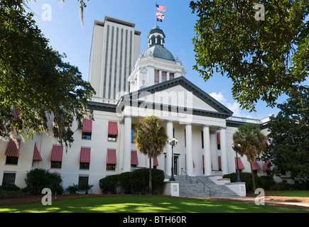 Le Capitole de l'état Historique avec tne new State Capitol Building derrière, Tallahassee, Florida, USA Banque D'Images