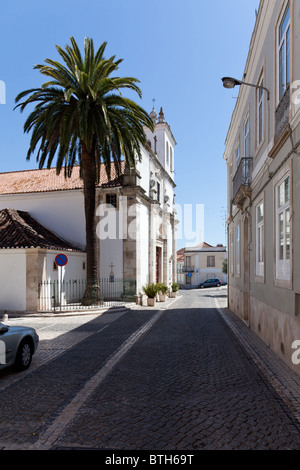 Église de Santo Estevão aussi connu comme sanctuaire Santissimo Milagre. L'architecture de la Renaissance. Ville de Santarém, au Portugal. Banque D'Images