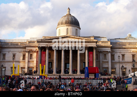 Fans lors d'un rassemblement à Trafalgar Square NFL Banque D'Images