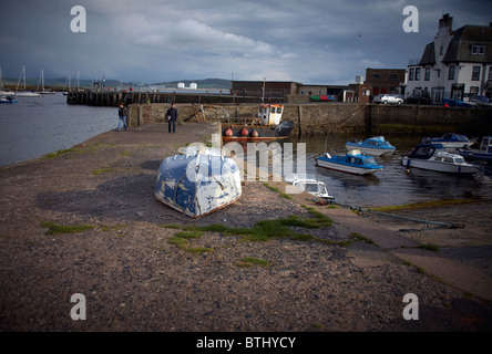 Une vue sur le front de mer à Millport sur l'île de (Cumbrae), au large de la côte de l'Ayrshire, Scoltland Largs Banque D'Images