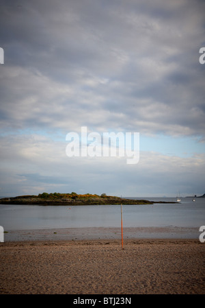 Une vue sur le front de mer à Millport sur l'île de (Cumbrae), au large de la côte de l'Ayrshire, Scoltland Largs Banque D'Images