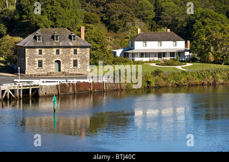 Elk195-2172 Nouvelle-Zélande, île du Nord, Kerikeri, Stone Store 1833 avec mission House 1822 à droite Banque D'Images