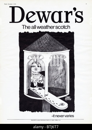Publicité pour le Scotch Whisky de Dewar dans le magazine vers 1970