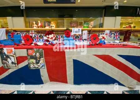 Royal British Legion Poppy Stall Banque D'Images