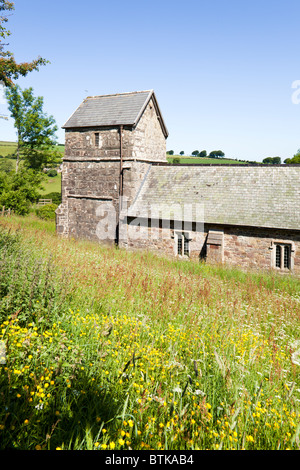 La petite église à distance, à Stoke Pero, à 1013 pieds, la plus haute église sur Exmoor, Somerset Banque D'Images