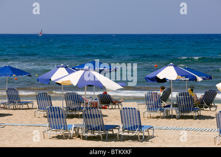 Plage Près de Hersonissos. Crète, Grèce. Banque D'Images