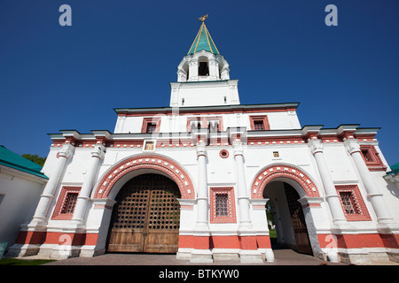 L'entrée de la Kolomenskoye estate. Moscou, Russie. Banque D'Images