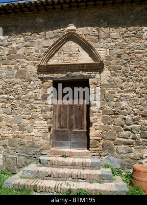 Porte résidentielle en bois en Toscane. Italie Banque D'Images