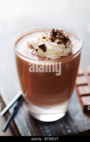 Libre d'une boisson au chocolat ou dessert Banque D'Images