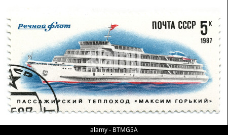 Urss - circa 1987 : timbre imprimé en URSS montre libre du navire à passagers, 'Maxim Gorki' écrit vers 1987. Banque D'Images
