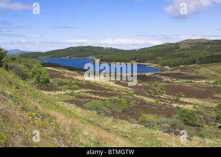 Vue paysage du Loch Mudle, péninsule d'Ardnamurchan, l'Ecosse en mai. Banque D'Images