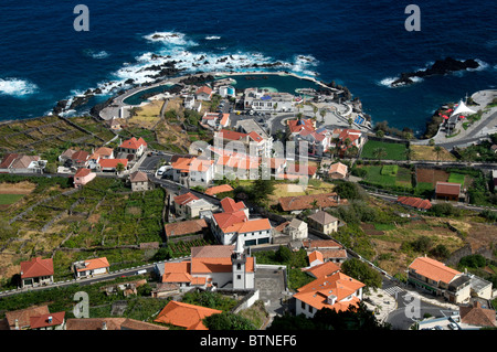 Vue aérienne Portugal Madère Porto Moniz Banque D'Images