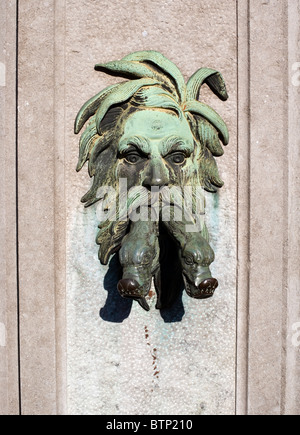 Fontaine historique, Bruges, Belgique, Europe Banque D'Images