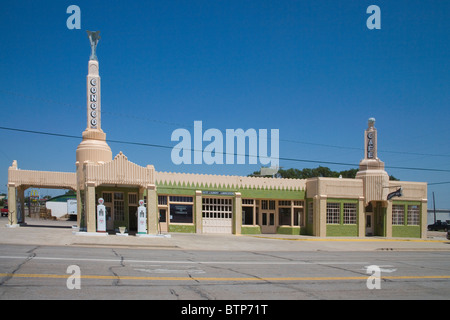 U drop dans rénovation conoco station shamrock texas le long de la route 66 Banque D'Images