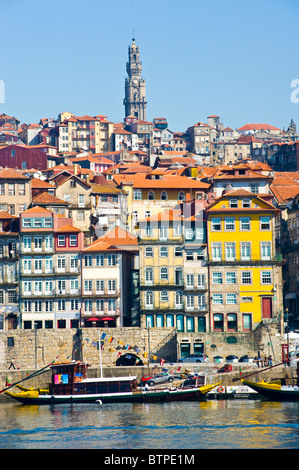 Cais da Ribeira, Porto, Portugal Banque D'Images