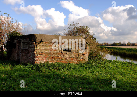 Comprimé fort et de vidange de 40 pieds, Cambridgeshire, Angleterre, RU Banque D'Images