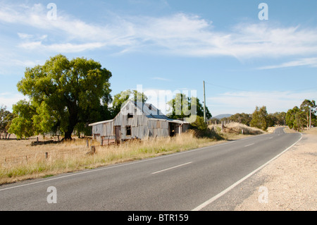 L'Australie, le Centre de Victoria, Campletown, vue de jeter sur la route Banque D'Images