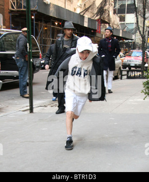 Madonna, Guy Ritchie et enfants à Kabbalah Center Banque D'Images