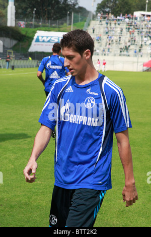 Sports, football, Bundesliga, 2010/2011, match amical 2010, Bayer Leverkusen 04 contre le FC Schalke 04 4:0, stade Am Zoo de Wuppertal, Sergio Escudero (S04) Banque D'Images