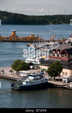 Donnant sur la ville de Vaxholm dans l'archipel de Stockholm de Vaxholm Château Banque D'Images