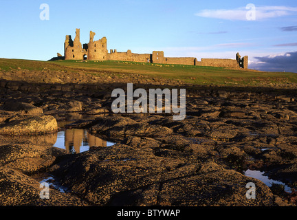 Château de Dunstanburgh, Norhtumberland Banque D'Images