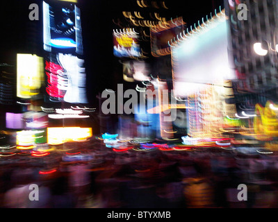 Flou lumières de New York, Times Square. Banque D'Images