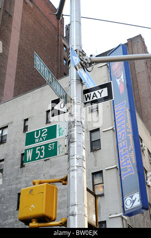 Manhattan's West 53e Rue rebaptisée temporairement façon U2 Banque D'Images