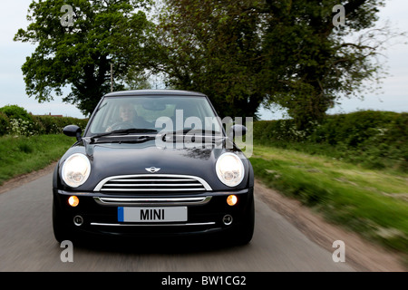 2005, noir Mini Cooper voiture berline Banque D'Images