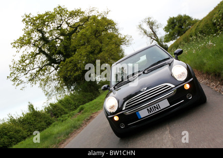 2005, noir Mini Cooper voiture berline Banque D'Images