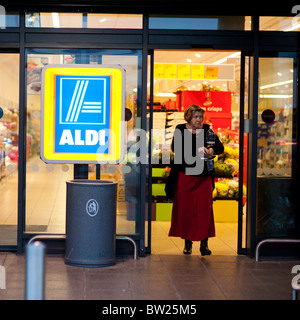 Supermarché discount Aldi UK Banque D'Images