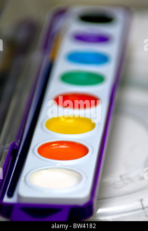 Une aquarelle set avec une faible profondeur de champ. Banque D'Images
