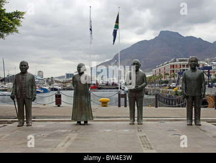 Quatre statues commémorant l'Afrique du Sud, quatre lauréats du Prix Nobel de la paix Banque D'Images