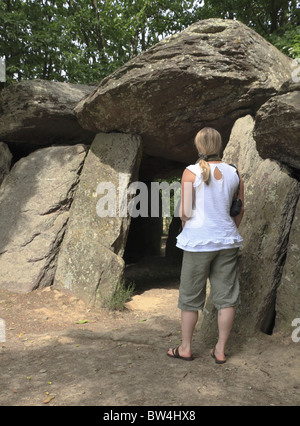 L'énorme Dolmen de La Roche-aux-Fées (Fées rock) en Bretagne, France. Banque D'Images