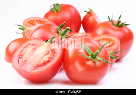 Groupe des tomates rouges mûres. Banque D'Images